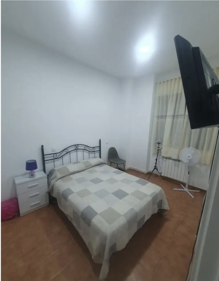 HABITACIONES PREMIUM CIUDAD REAL CENTRO!!! profile photo