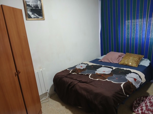 HABITACIóN DISPONIBLE profile photo