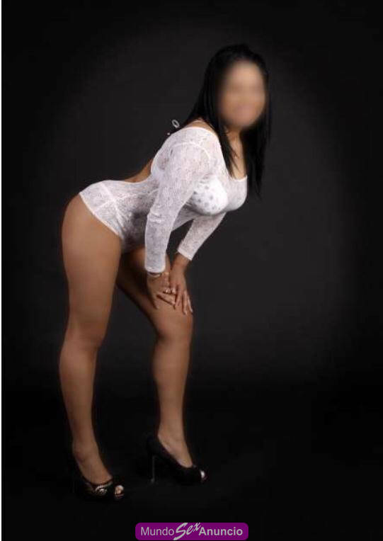 Brasileña caliente masajista y fiestera profile photo