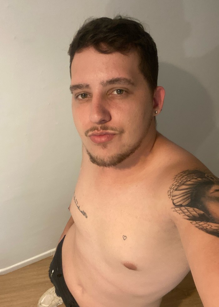 JOVEN BRASILEñO 21 AñOS profile photo