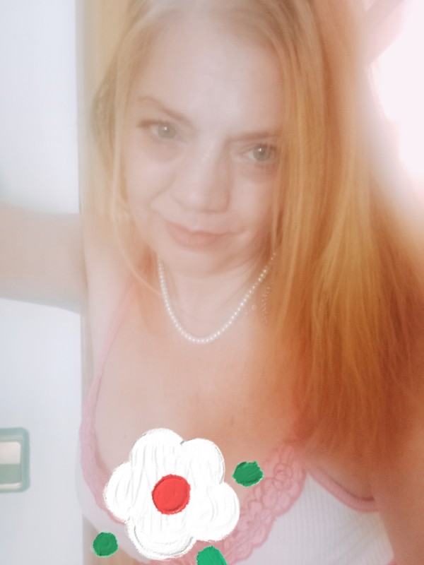 KATALÁNISCHE REIFE WIRD DICH KARINA MÖGEN LERNEN profile photo
