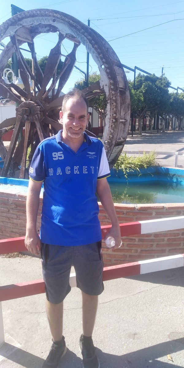 CHICO BUSQUE FILLES POUR SEXE À MÁLAGA GRATUITEMENT profile photo