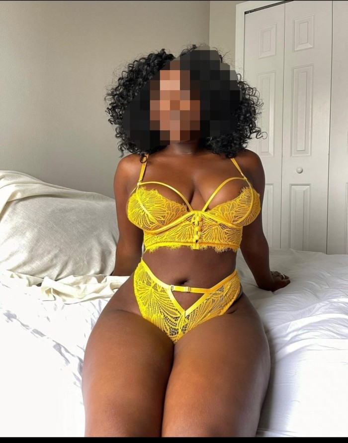 ESTRELLA profile photo