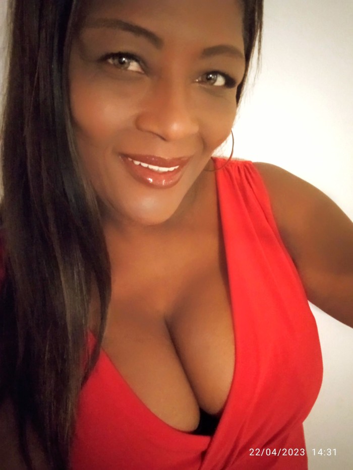 BRASILEñA NEGRITA DULCE Y CARIñOSA profile photo
