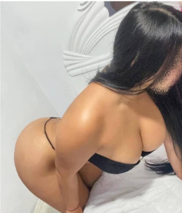 DISPONIBLE EN UBEDA UNA CHICA MUY ATRACTIVA MASAJISTA profile photo