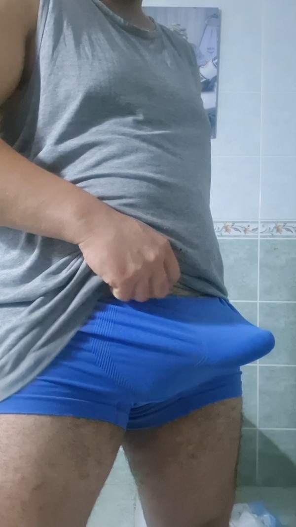 CHICO JOVEN DOTÉ DE 22 ANS profile photo