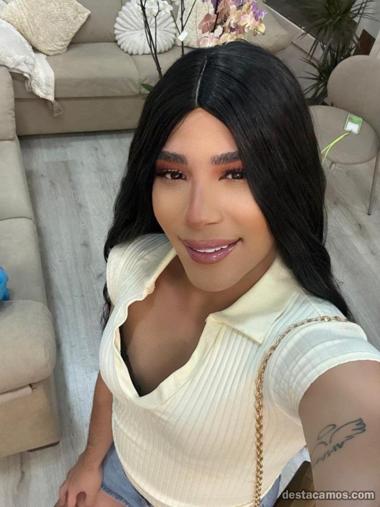 Attraktive und süchtig machende junge Transsexuelle in Orense profile photo