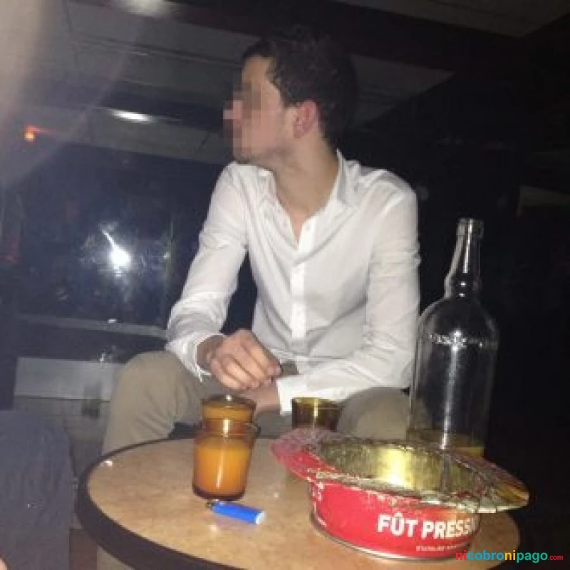 Quiero una cita con una chica joven profile photo