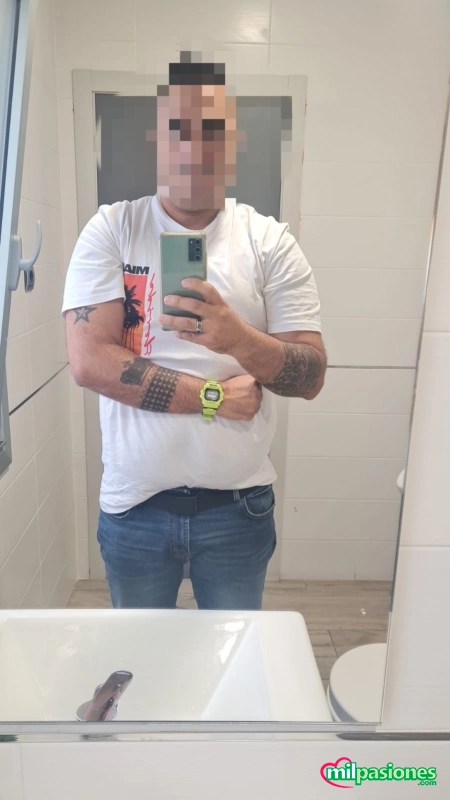 Busco chica para pasarlo bien y disfrutar juntos profile photo