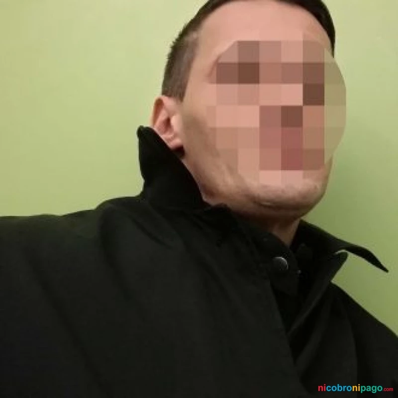 Soltero musculoso para mujeres atractivas profile photo