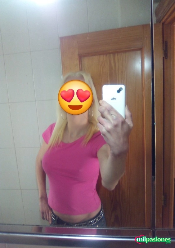 Travesti española rubia guapa simpática profile photo