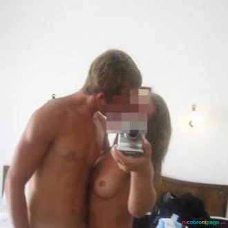 Buscamos chicos o chicas liberales profile photo