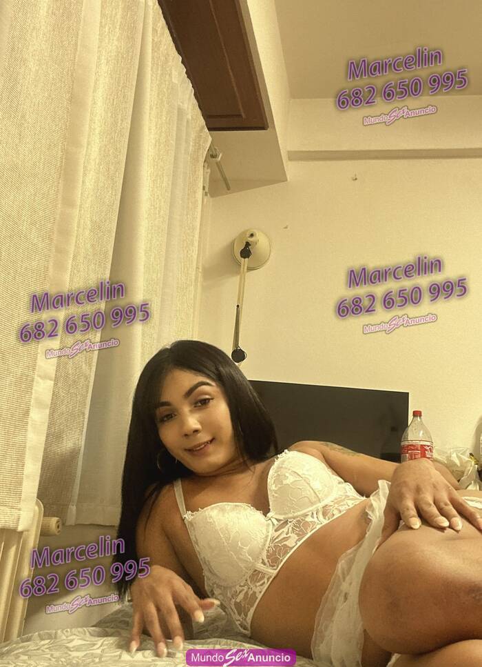 Chica trans fiestera a pelo con sitio profile photo