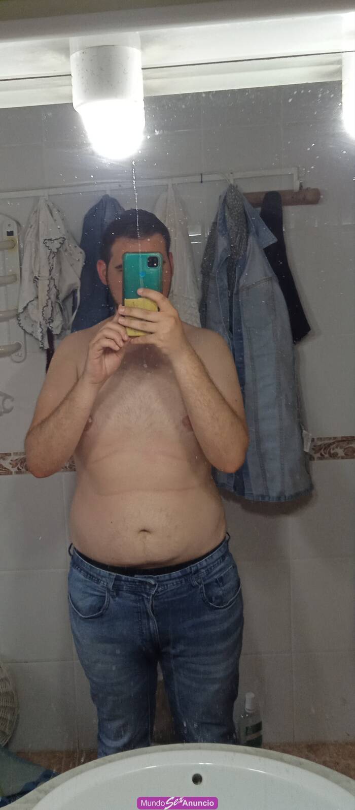 Follar a pelo sin condón con mujeres gratis profile photo