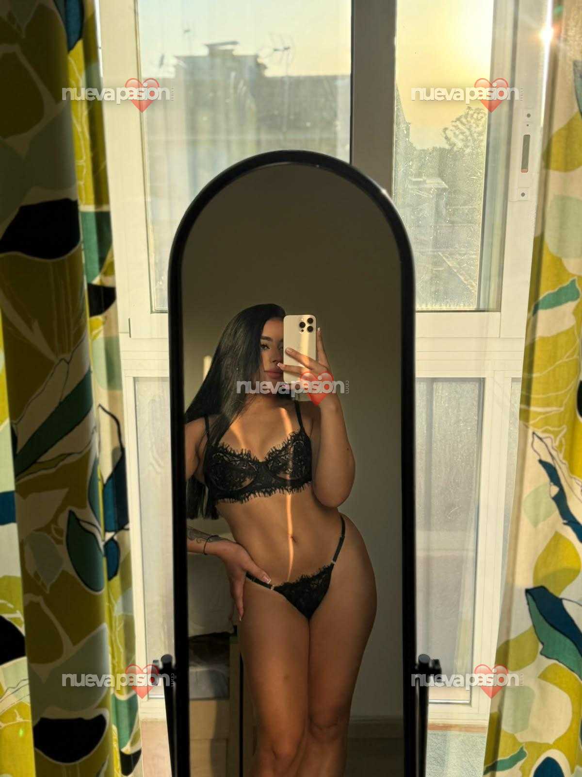 SALOMEYOUNG LATINAPARTYGIRL 24H profile photo