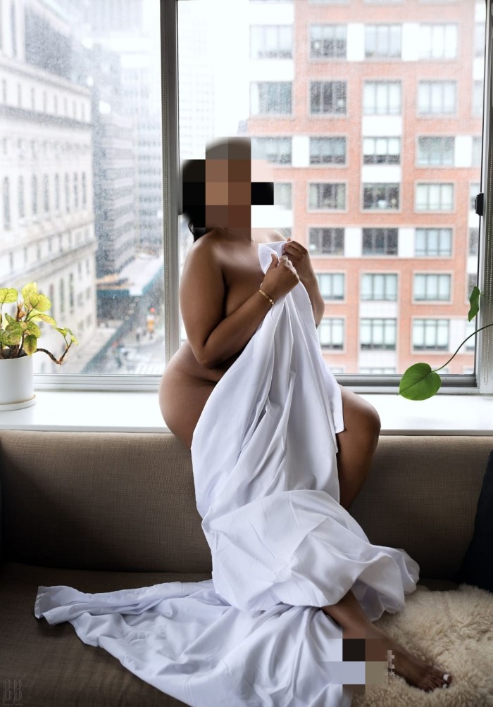 MULATA MASAJISTA RECIéN SEPARADA VEN PARA PASA profile photo
