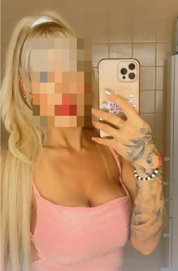 RUBIA SEDIENTA DE SEXO ESPAñOLA profile photo