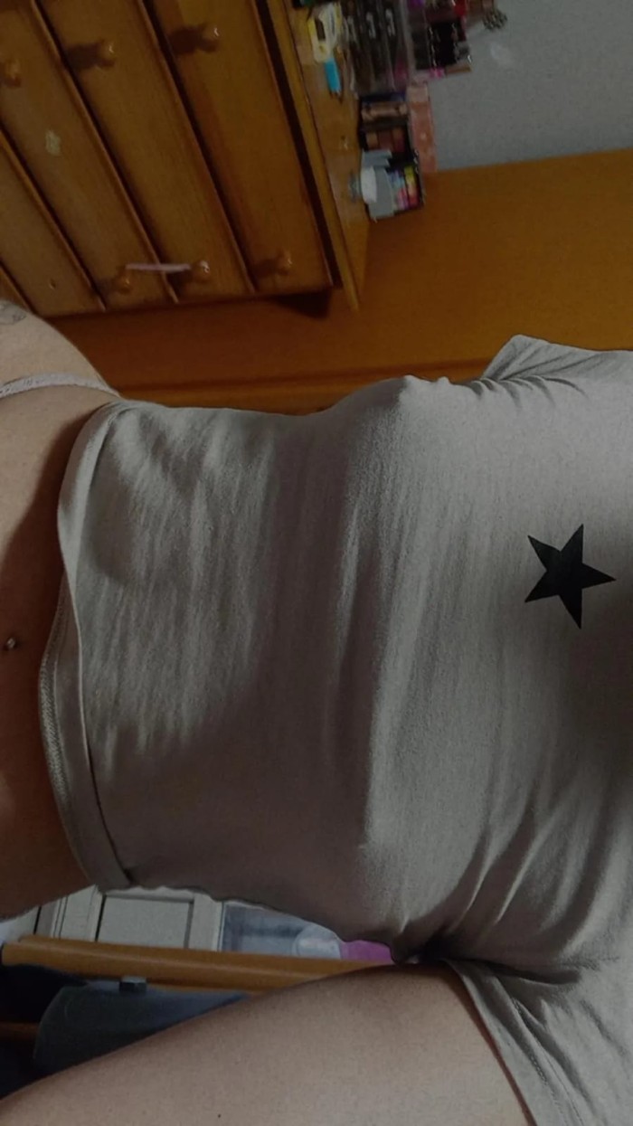 CHICA DE 22 AñOS CON GANAS DE DIVERTIRSE profile photo