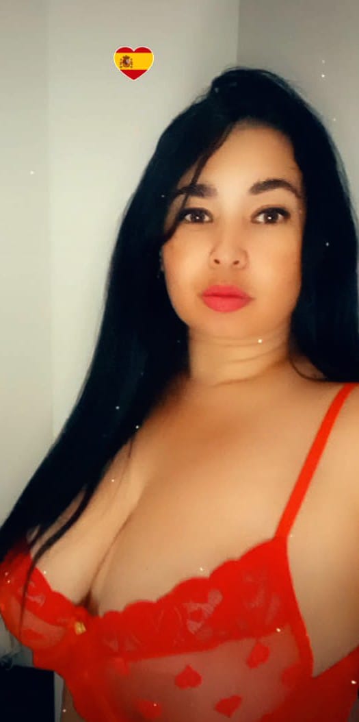 LAS MEJORES CHICAS LATINAS EN CAMBADOS FISTERAS 653877240 profile photo