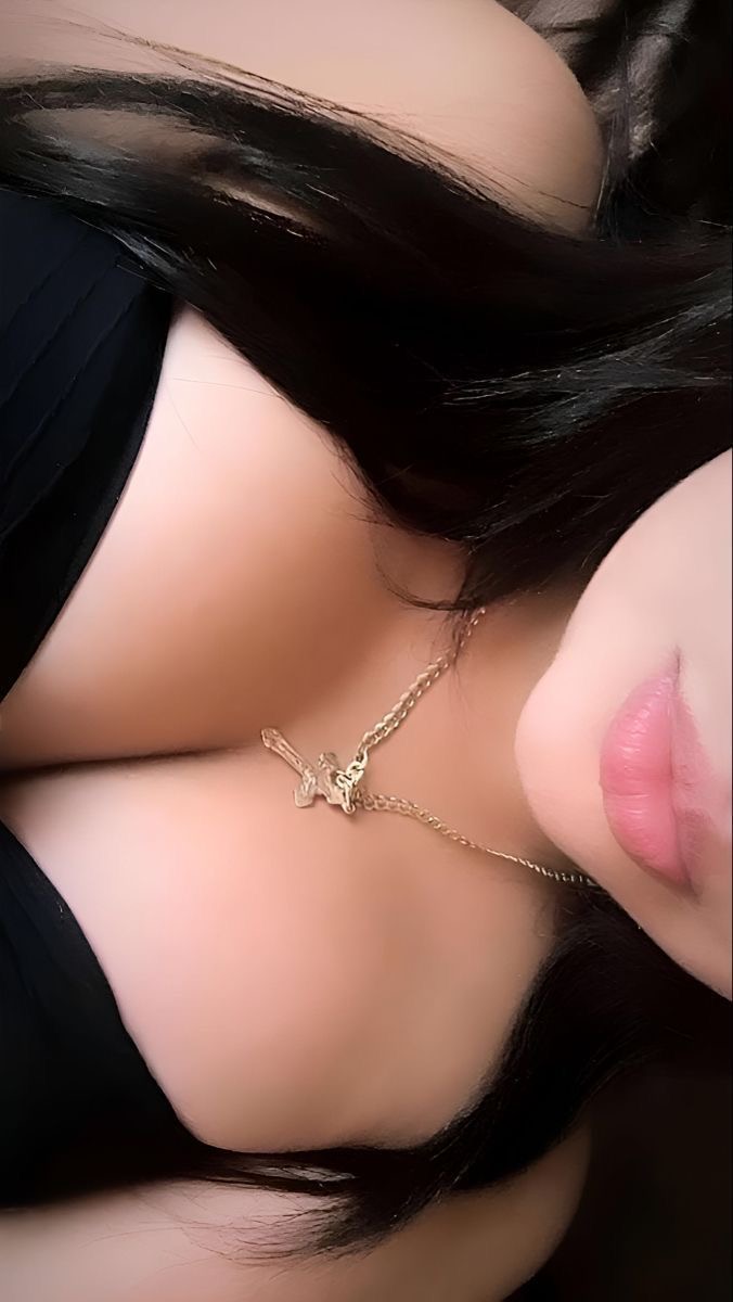 HOLI BB QUIERES UNA CHICA MUY CALIENTE ESTA NOCHE? profile photo