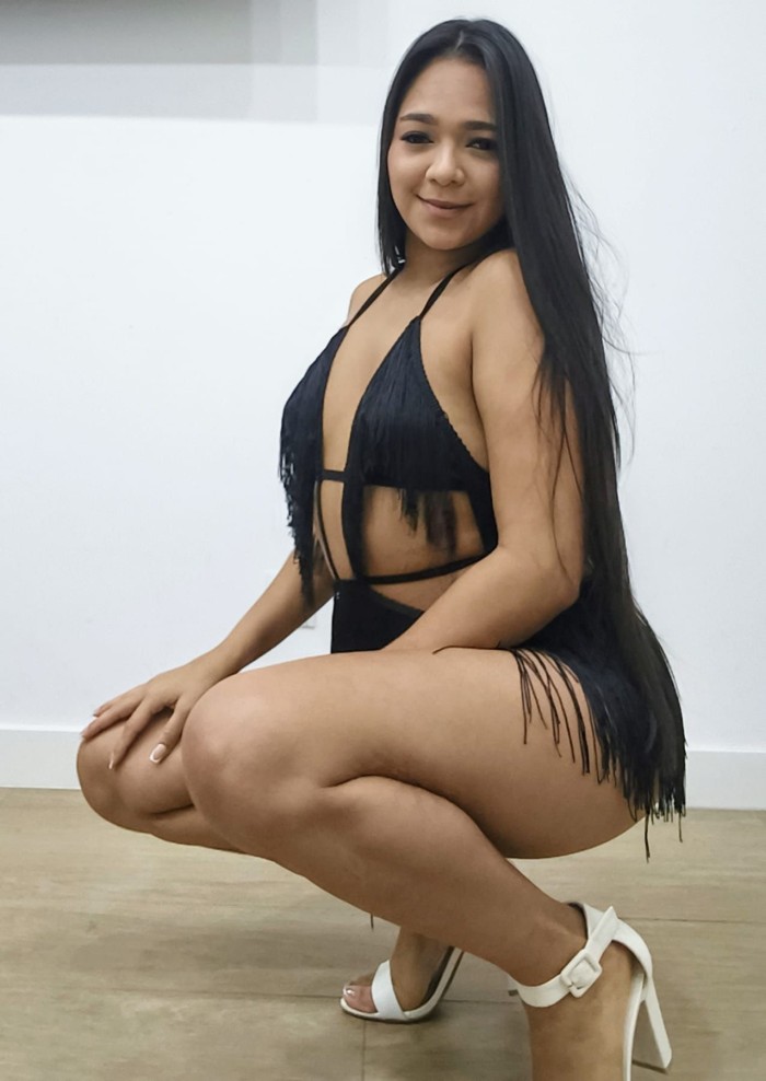 YOUNG PERVERTED GIRL WITH A DESIRE FOR SEX profile photo