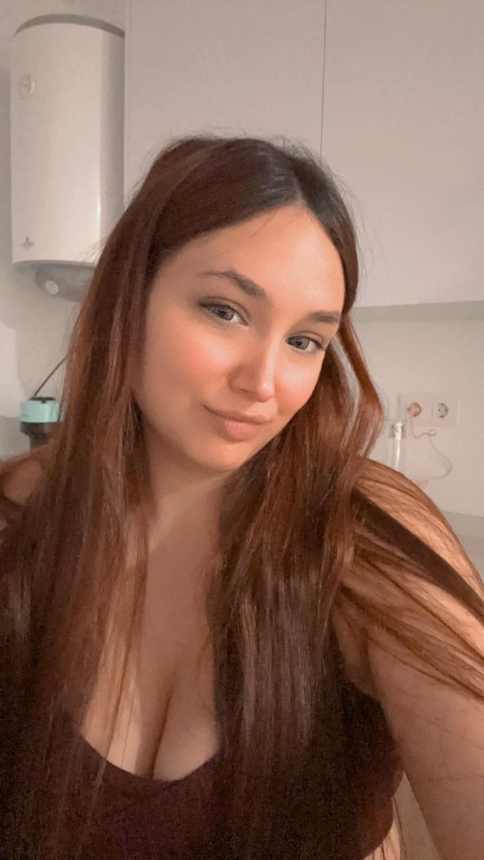 candente espagnole sexy et amusante collblanc profile photo