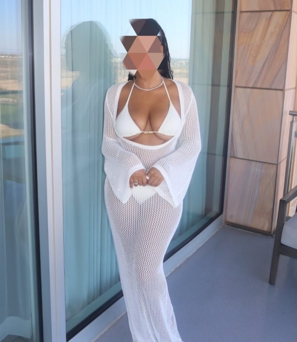 RICA MORENA CON RICAS TETAS Y COÑO APRETADITO profile photo