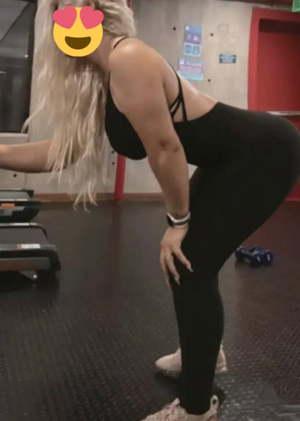 ESPAñOLA RUBIA GUAPA CON CUERPAZO Y TETAZAS profile photo