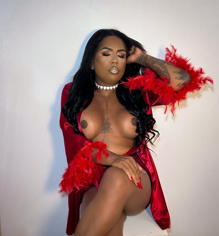 MODELO VIP TRANS CARIÑOSA CURIOSA EN FOZ profile photo