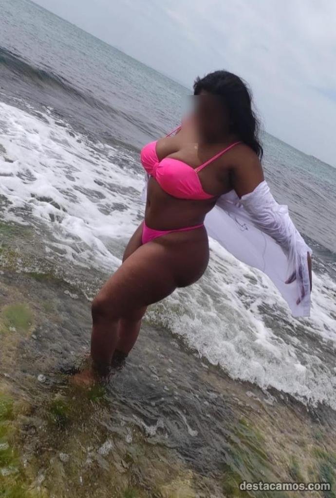 TWO LATINA GIRLS profile photo