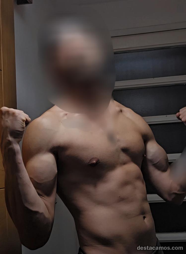 Chico de Compañía para chicas y mujeres profile photo