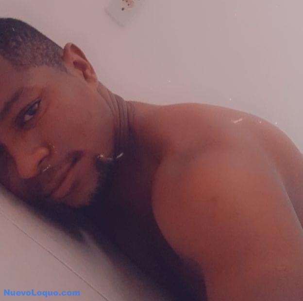 Negro latino muy muy discrecto profile photo