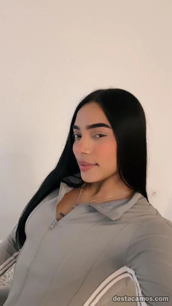 Enma piel canela morena 20 años divertida y creativa profile photo