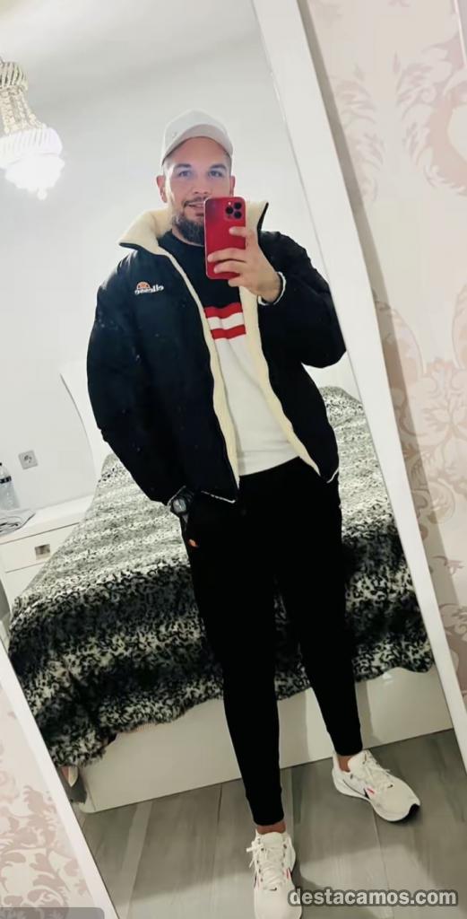 PARA PAREJAS Y MUJERES AMO SCORT ESPAÑOL profile photo