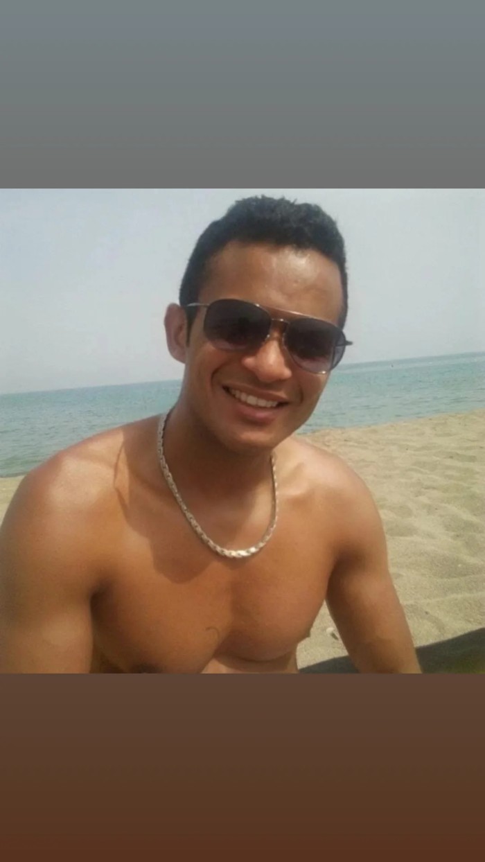 Alex exactement. profile photo