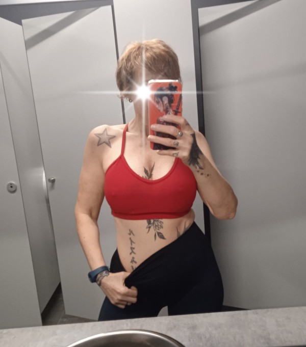 MORENITA JOVEN ENCANTADORA QUE ESPERABAS ...VISITAME profile photo