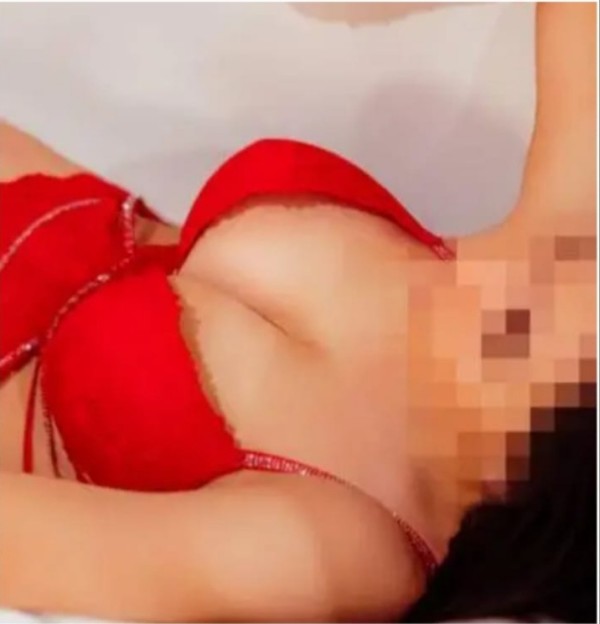 MUHRE REIFE HEIßE MIT SEXUELLE LUST profile photo