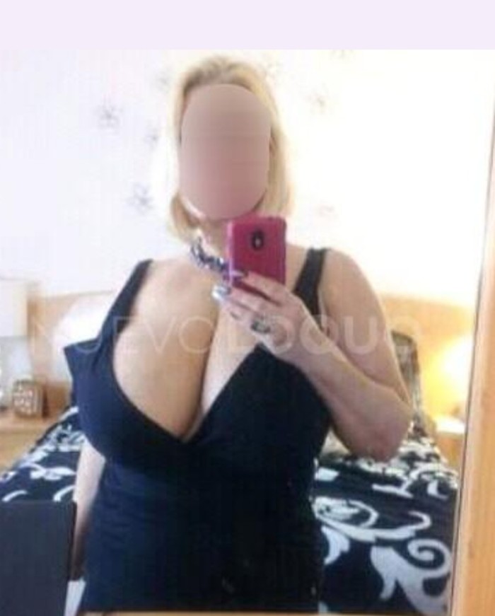 MADURA SEXY CON PECHOS GRANDES profile photo