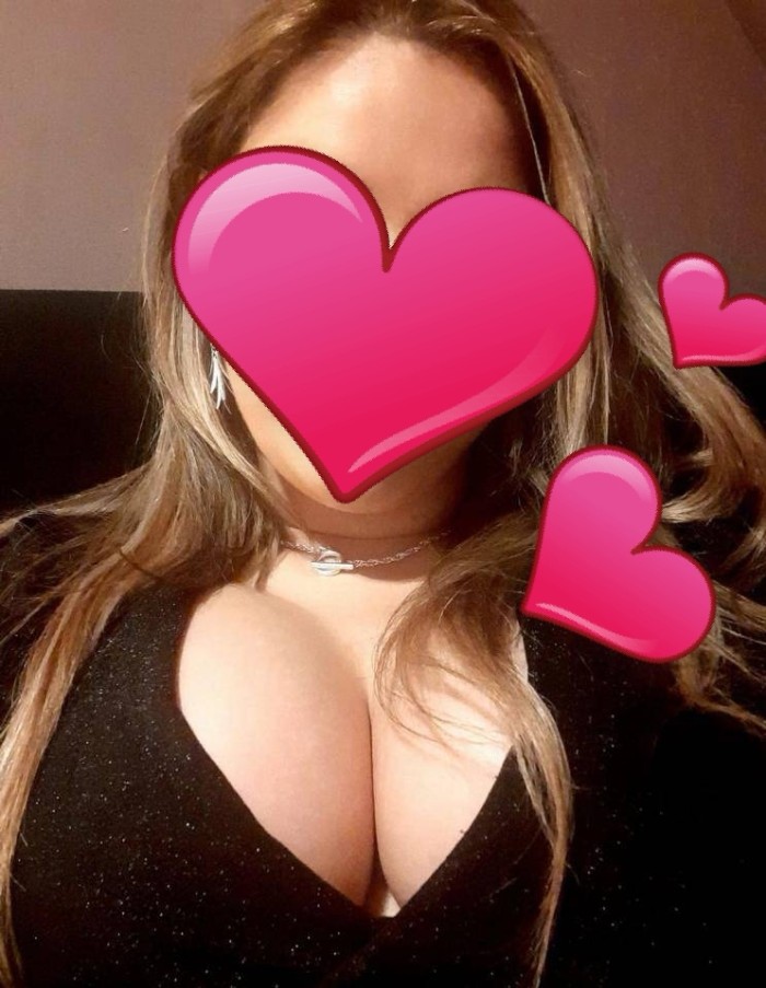 QUIERES CONOCER UNA MUJER MADURITA MUY SIMPáTICA! profile photo
