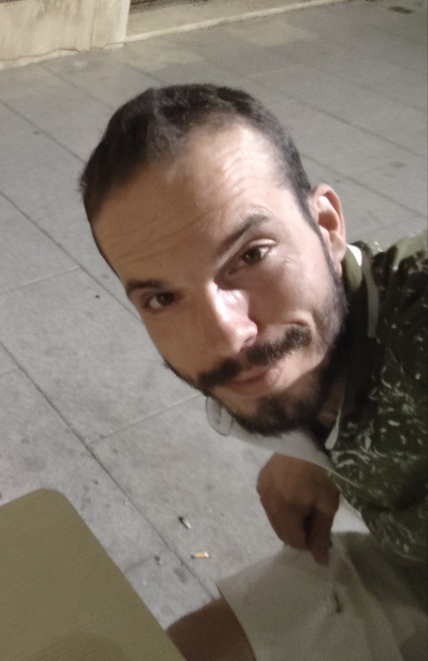 JOVEN ESPAñOL SOLO PARA MUJERES MADURAS CHICOS NO profile photo