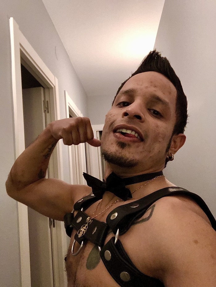 COLOMBIANO FIESTERO CERDEO EXTREMO.ACTIVO 100% profile photo
