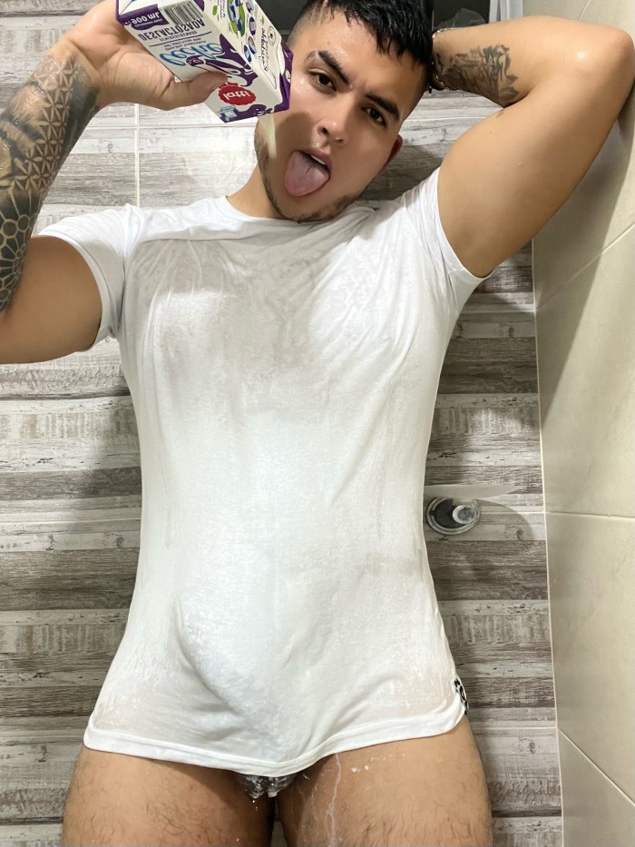 COLOMBIANO EN MADRID SOLO POR UNOS DíAS!! SOLO HAGO DOMICILIOS profile photo