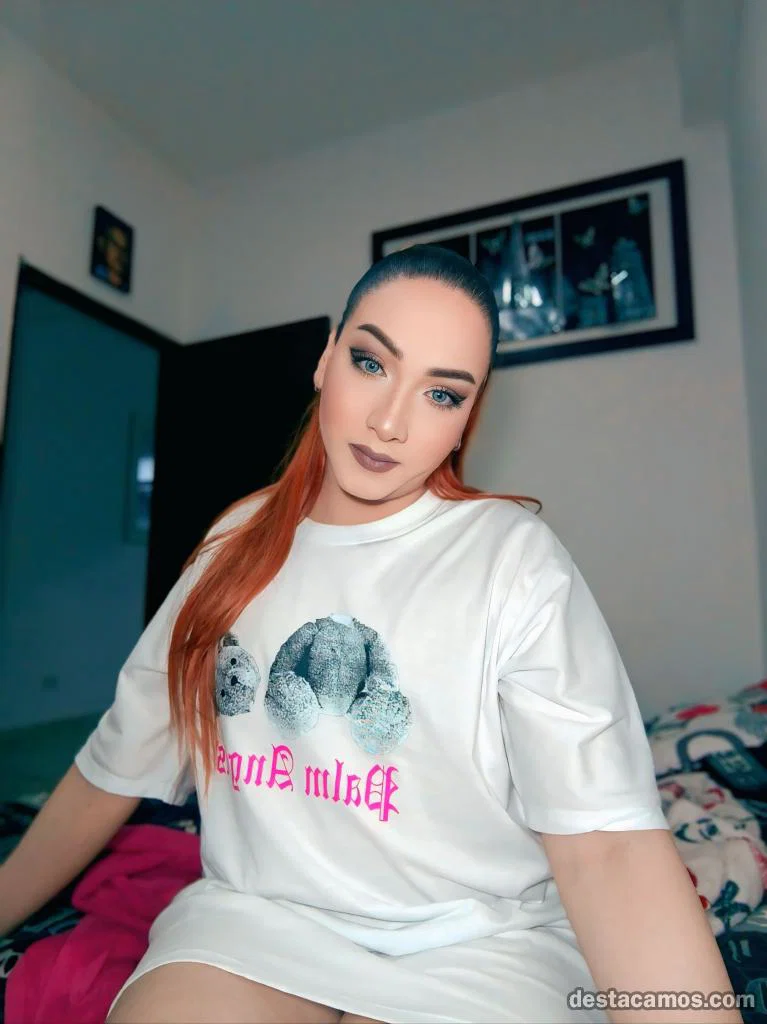 Live the best online experience with me profile photo