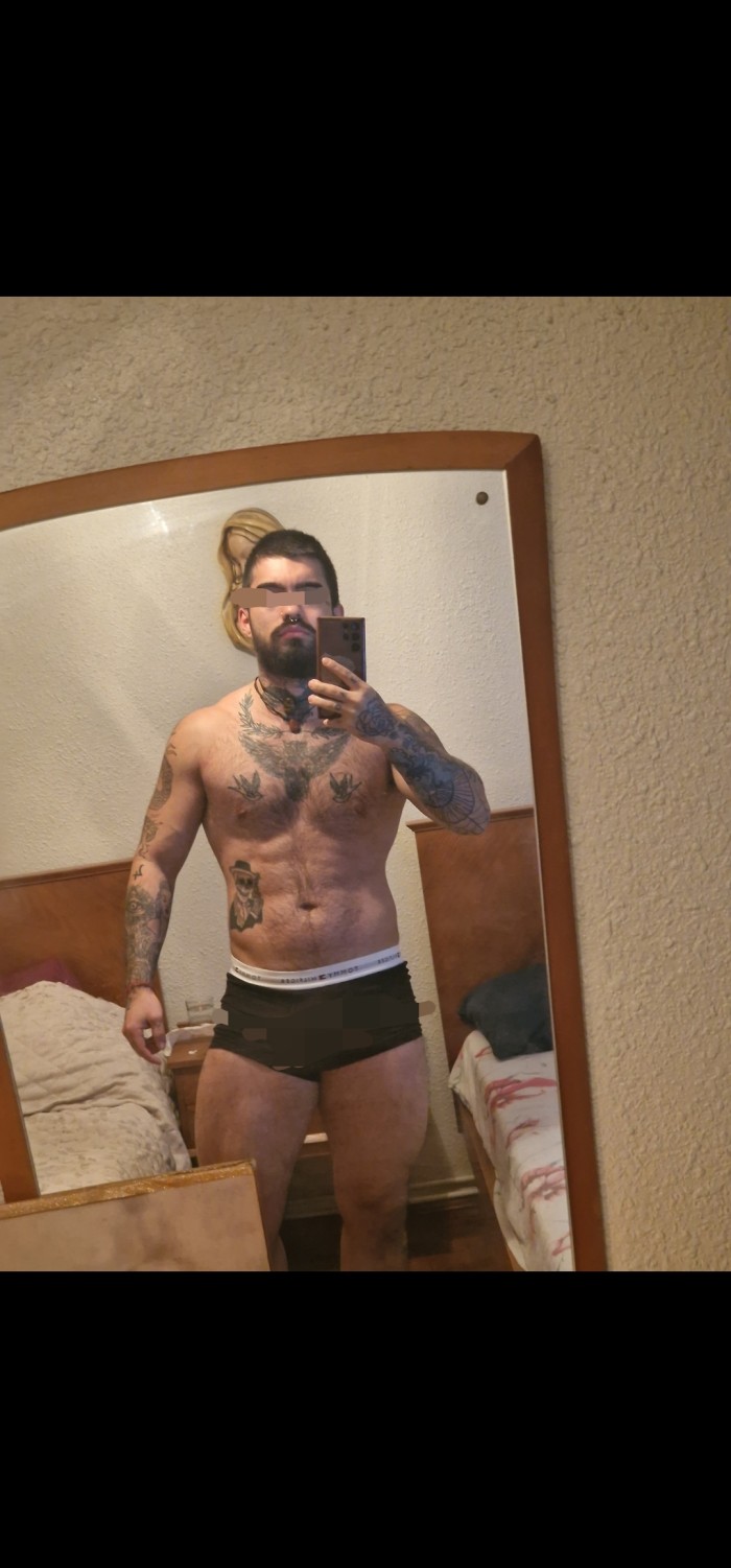 COLOMBIANO profile photo