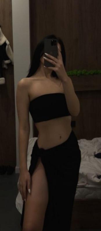 ). Relax et amusement 🇫🇷jeune fille profile photo