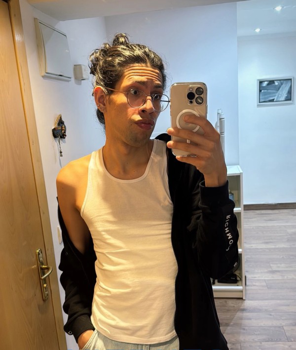 JOVEN LATINO VERSáTIL XL profile photo