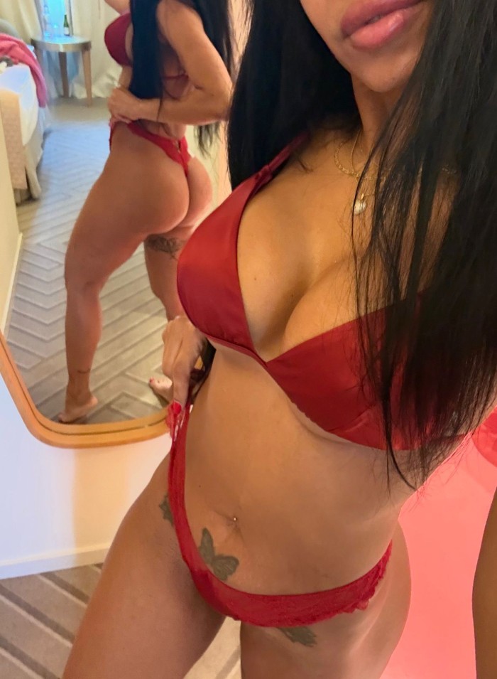 $$ PAMELA THOMPSON: YOUR EVER-PASSIONATE MORENITA IN ALCOY $$ profile photo