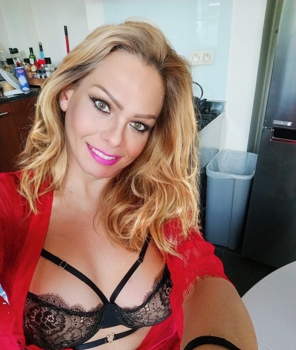 NOVEDAD RUBIA FEMENINA/ FIESTERA/ DOMINANTE 24H profile photo