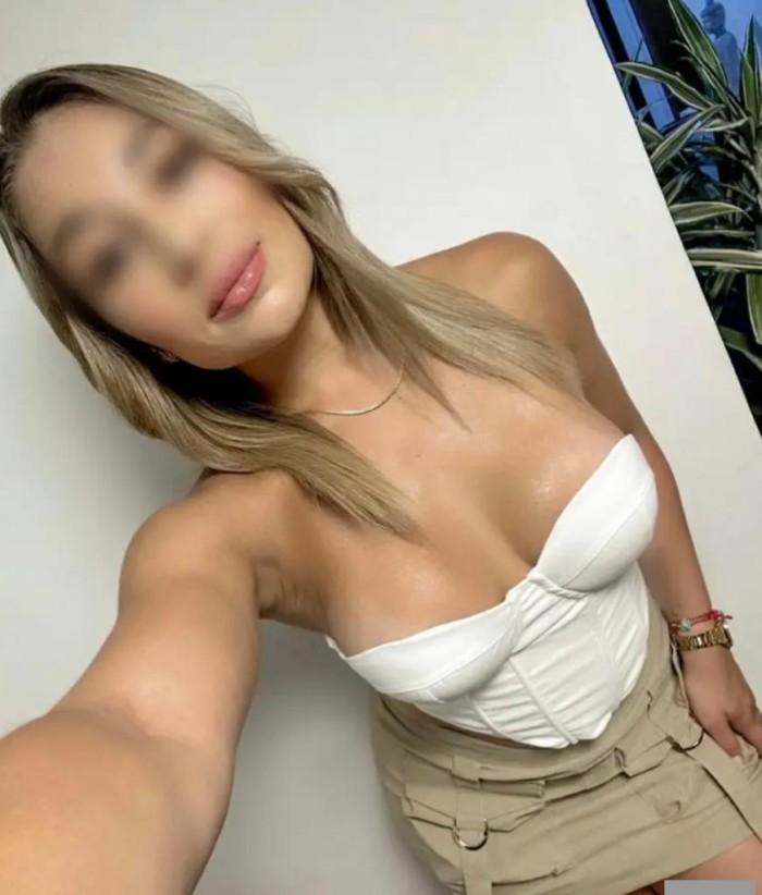 SOY GUAPISIMA JOVENCITA ACABO DE LLEGAR LANGREO profile photo