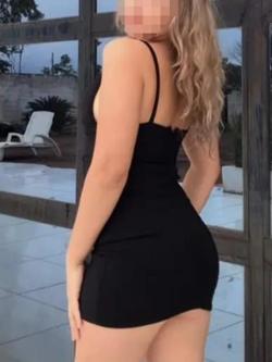 Rubia delgada pechos grandes La zenia profile photo